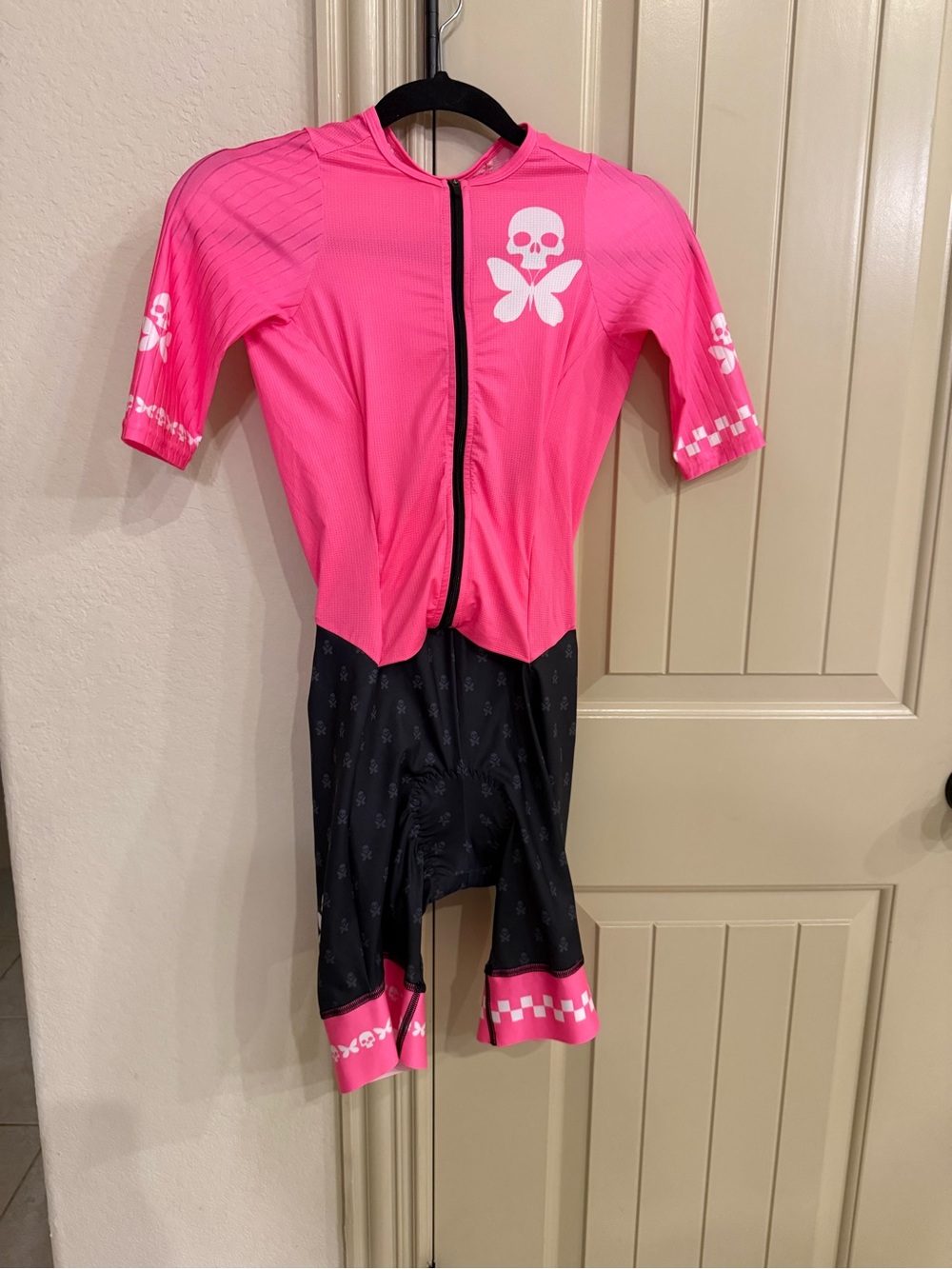 Betty Designs Pink Betty Pro Short Sleeve Triathlon Race Suit size medium - Picture 6 of 10